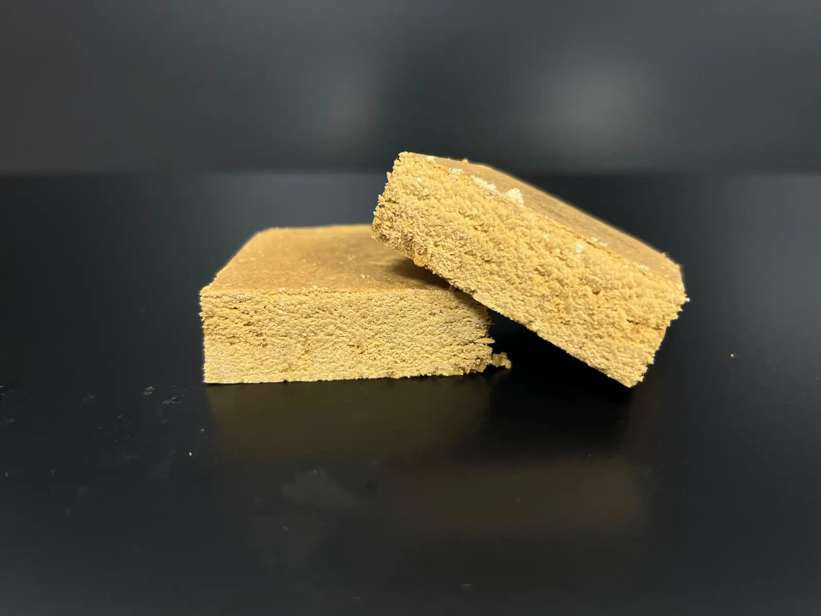 Ketama 25% CBD Hash – Alchimia Grow Shop